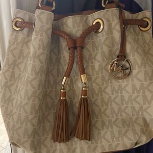 Micheal Kors handbag